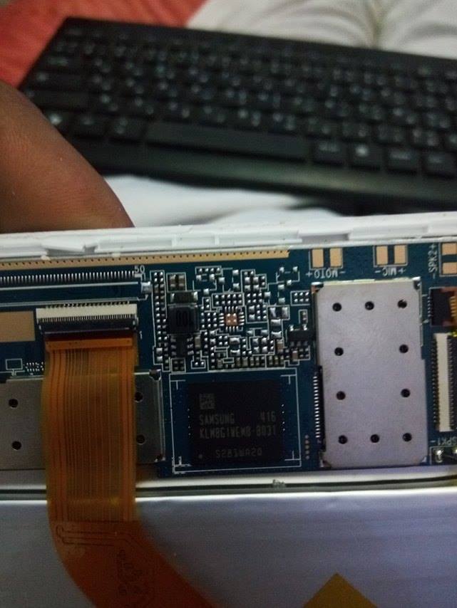 ���� ����� ������ Technisat-Technipad-7G