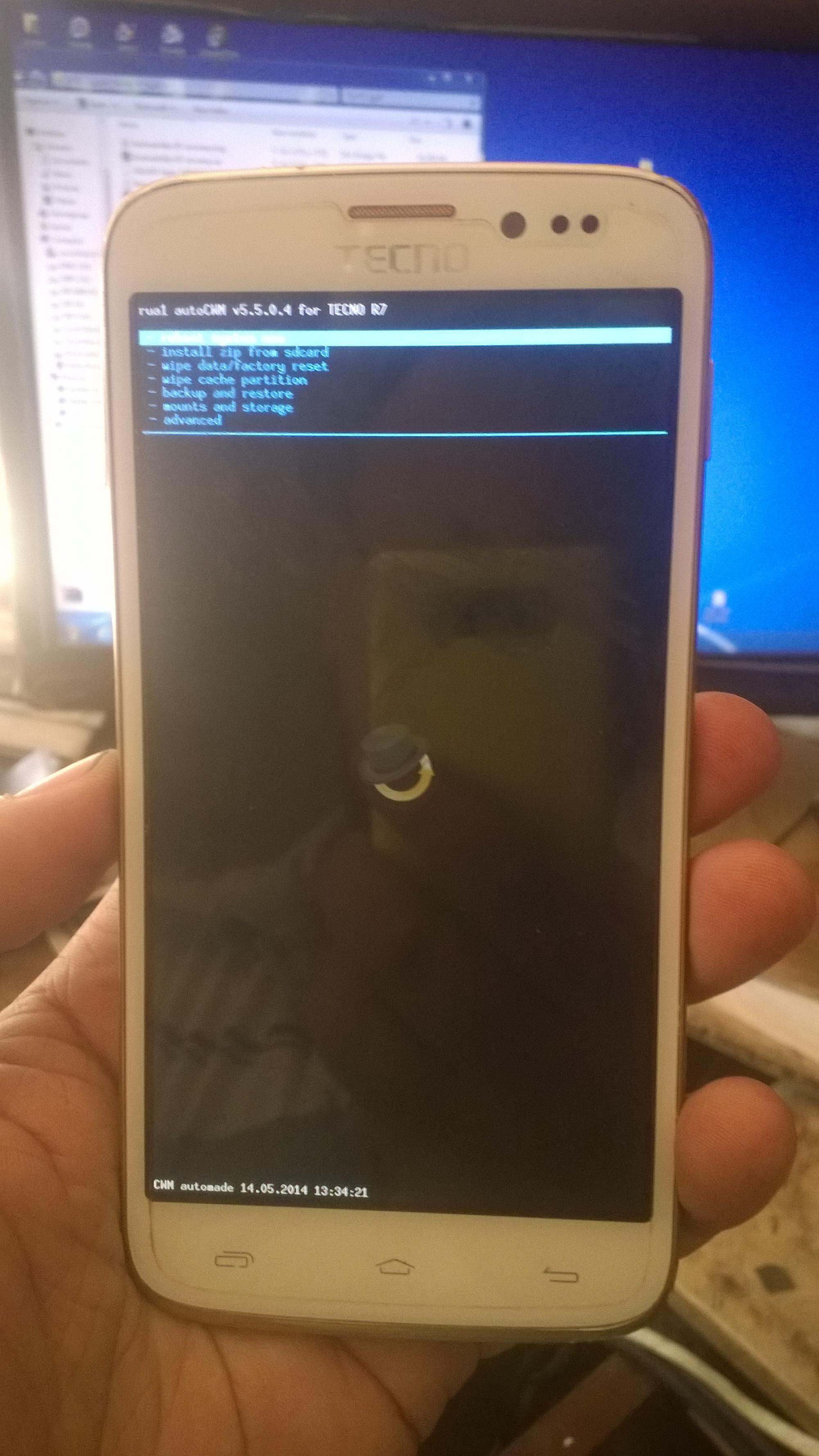 ����� ����� tecno r7